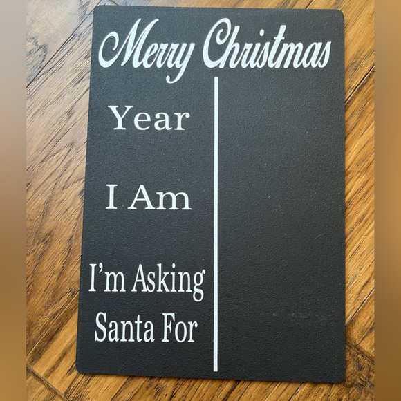 Kids Christmas Santa Wishlist Chalkboard - Picture 1 of 4